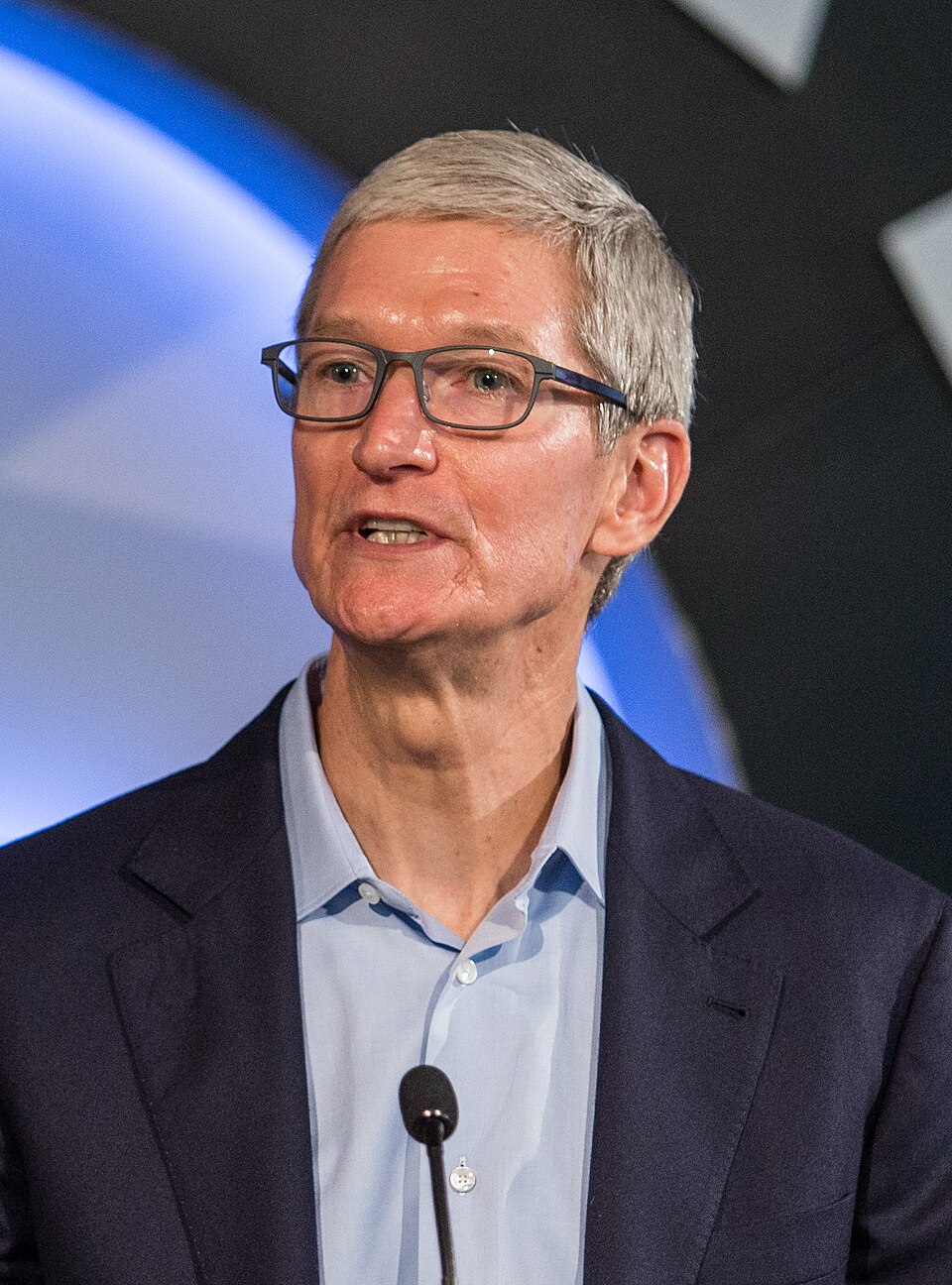 Apple после Тима Кука: новая эра под руководством Джона Тернуса