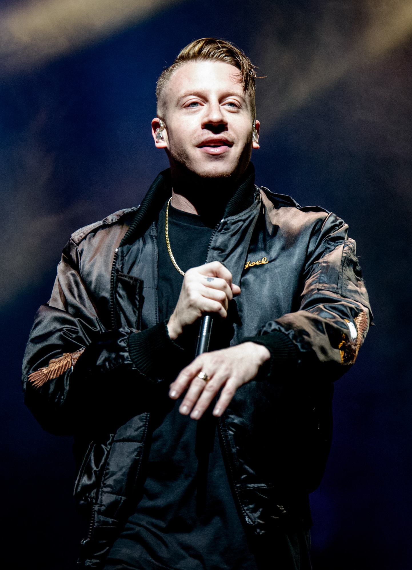 Räppar Macklemore eemaldati USA-s Ed Sheerani turneelt Palestiina-meelsete sõnavõttude tõttu