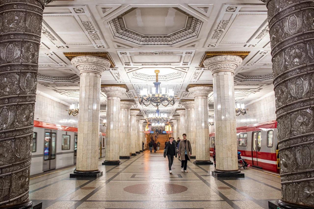 Peterburis kavandatakse üheksa metroojaama muutmist pommivarjenditeks