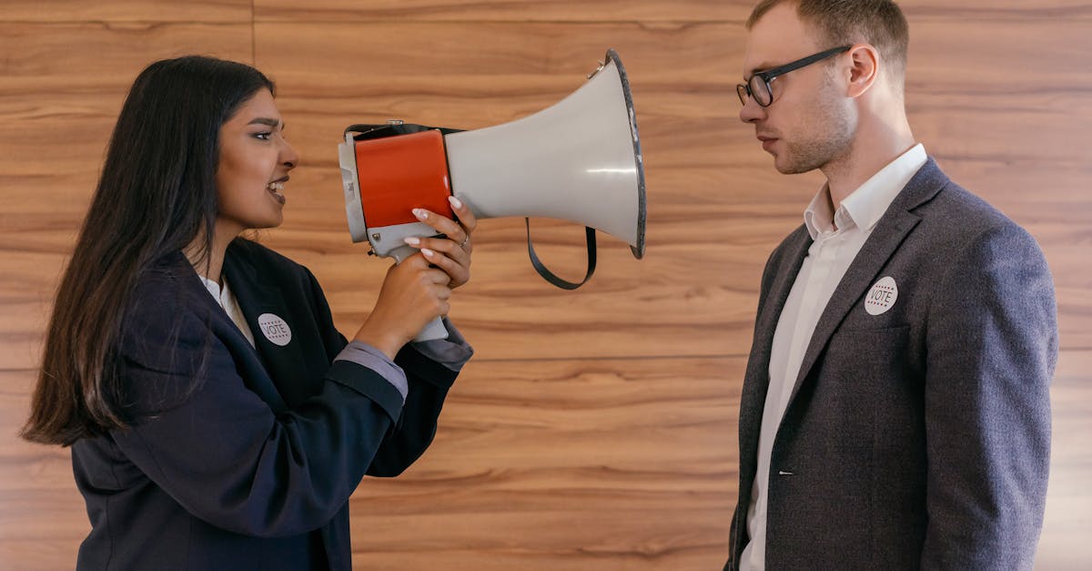 Walesi parteiide juhid valmistavad ette reaalajas debatti