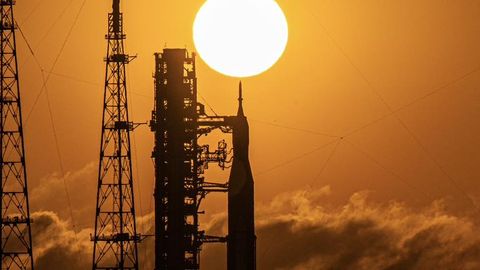 Artemis II stardimine: inimesed naasevad Kuule