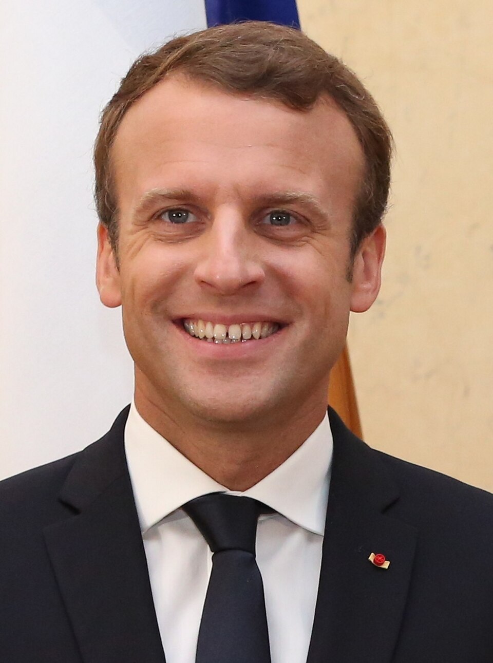 Pariisis, Marseilles ja mujal Prantsusmaal puhkesid vägivaldsed rahutused