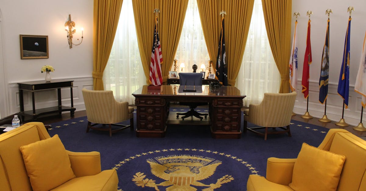 Pangad eitavad Koos erakonnale kontot terrorismiohul viidates