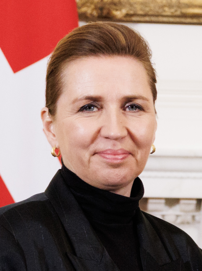 Фредериксен начала третий срок, но уже смотрит на международную карьеру