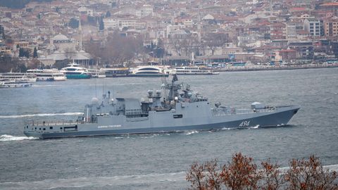 Russian warship fires warning shots near British pensioners' sailboat in the English Channel