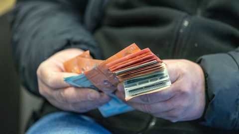 Internetikelmused tõid kurjategijatele teisipäeval ligi 200 000 eurot
