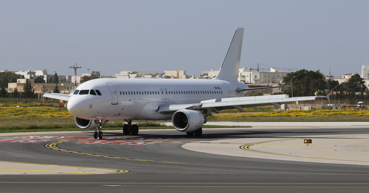 Цены на авиабилеты в Европе падают, заявляет глава Wizz Air