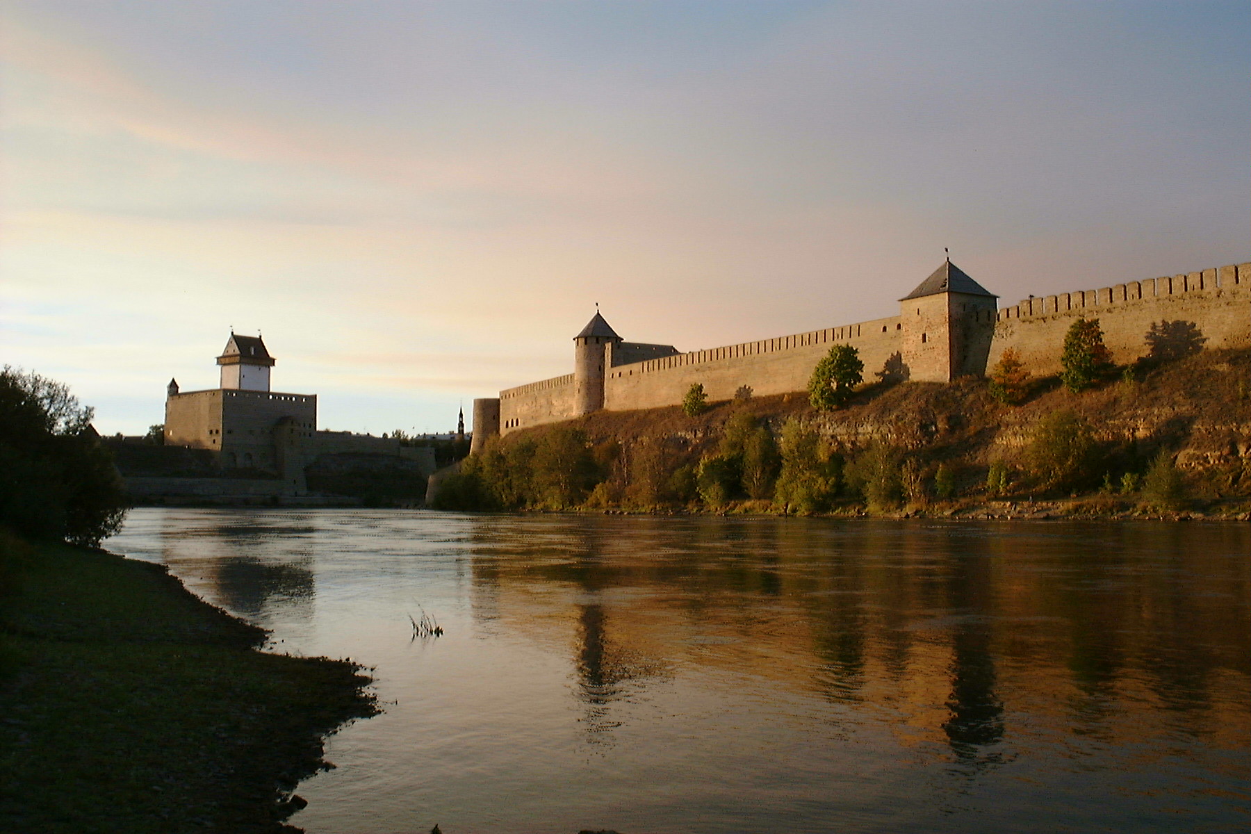 Narva pensionär kaotas telefonipetturitele üle 4000 euro