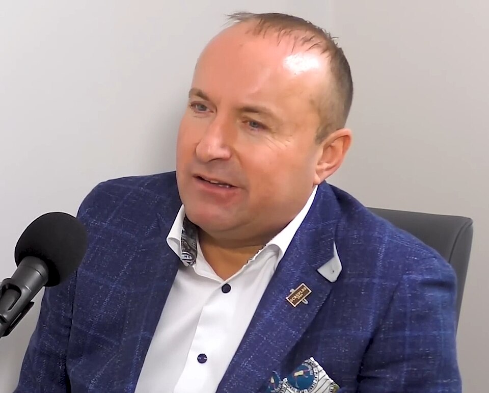 Звезда реалити-шоу заметил пожар с вертолета