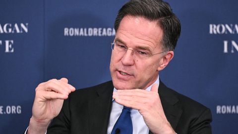 Rutte lükkab tagasi kuulujutud USA NATOst lahkumisest