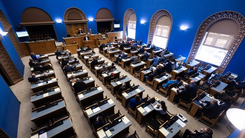 Lisaeelarve Riigikogus: Isamaa kritiseerib, Reformierakond kiidab