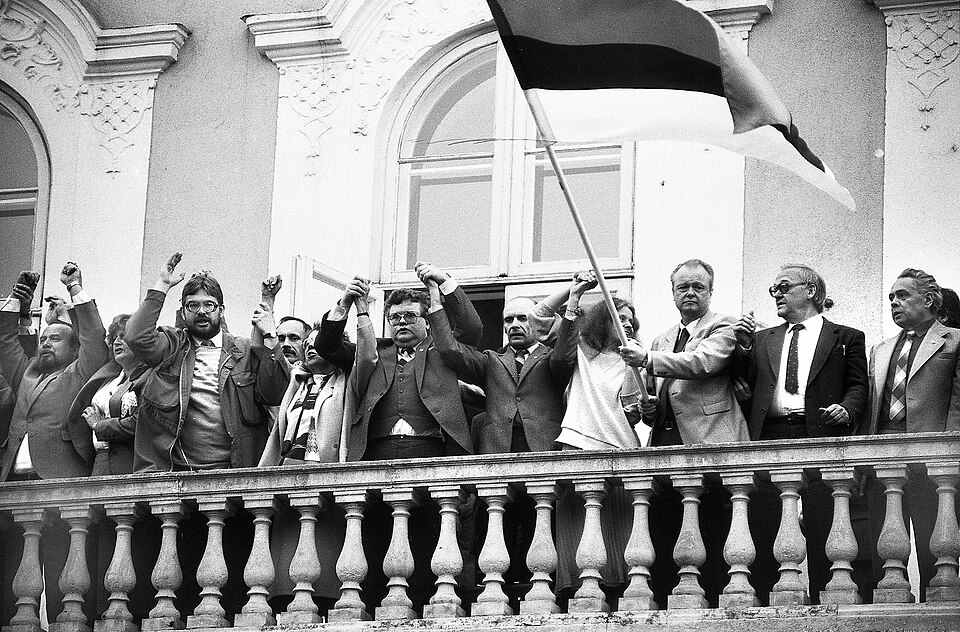 Järlik: Eesti iseseisvuse taastamise ajalugu jääb segaseks