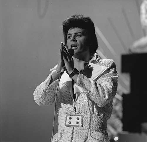 Gary Glitter astus Londoni kohtus ajalooliste seksuaalkuritegude süüdistuste ette