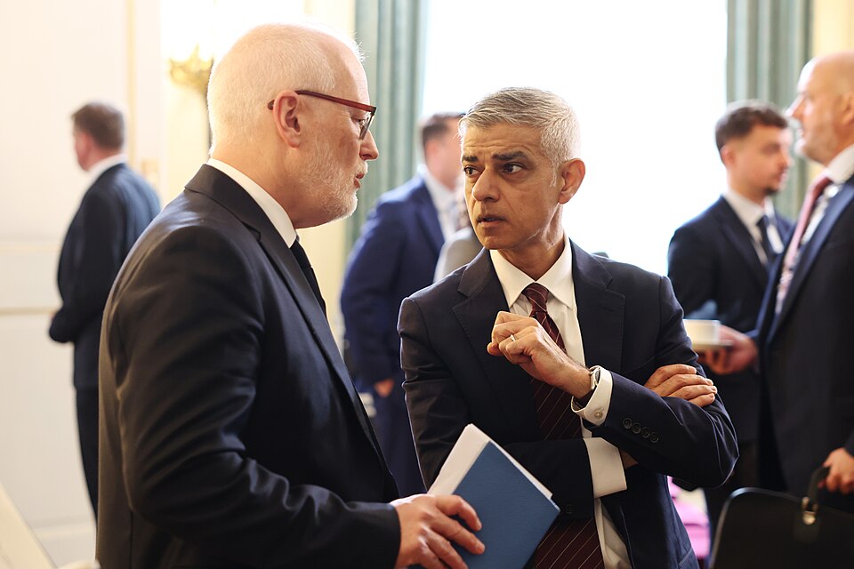 Westminsteri linnaosa plaanib Londoni pubides püsti seismise keelustada