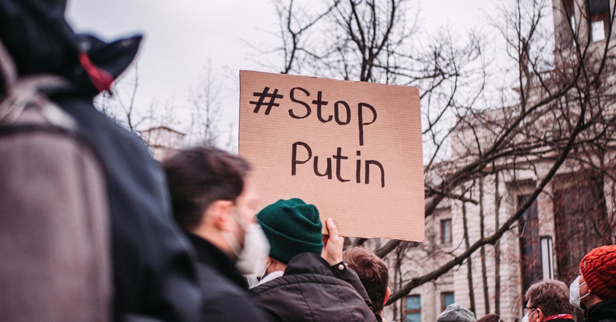Российский Instagram превратился в платформу протеста против войны и инфляции