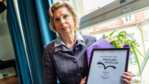 Miina Piiri romaan "Noviits" kutsub lugejat omaenese peale mõtlema