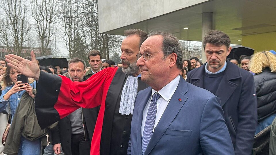 François Hollande kogub vasakpoolsete seas populaarsust Prantsusmaal