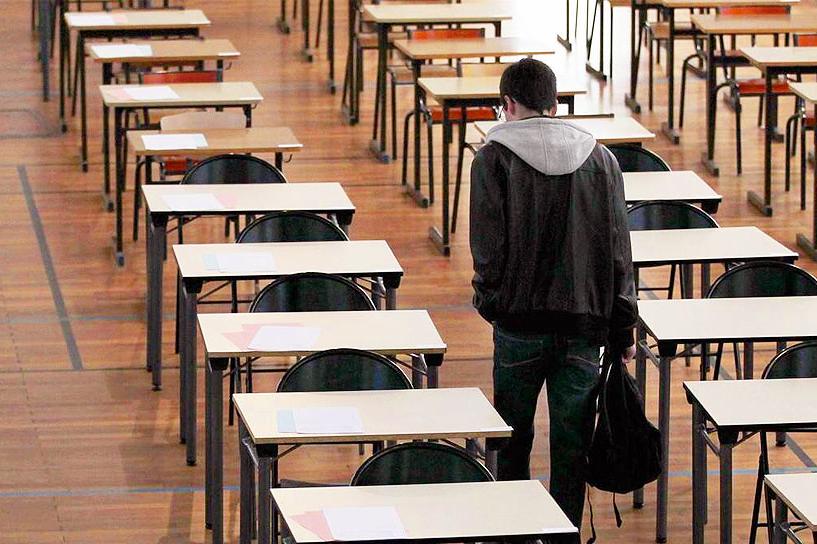 Venemaa kärbib ülikoolides tasulisi kohti ja suunab noori kutsekoolidesse