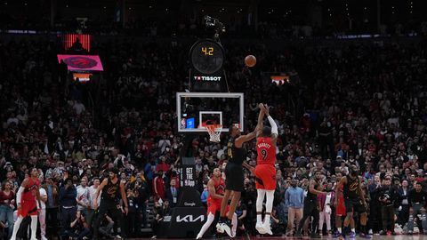 NBA play-off'i seeria jõudis dramatuurilisele lõppele