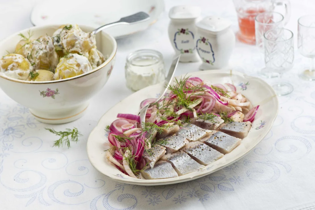 Mashed Potatoes with Herring and Marinated Vegetables, a Summer Favourite