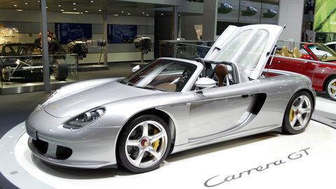 Klassikalised Porsche Carrera GT autod müüvad rekordiliste hindadega