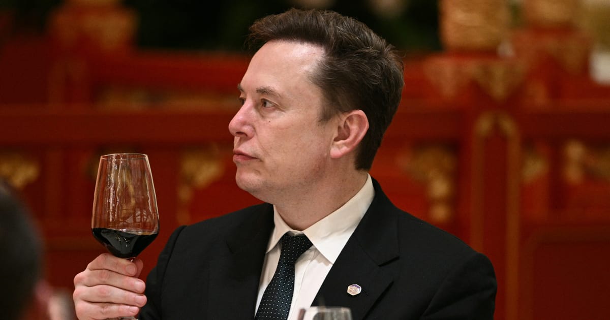 Musk kuulutas Le Peni Prantsusmaa „viimaseks lootuseks" enne 2027. aasta presidendivalimisi
