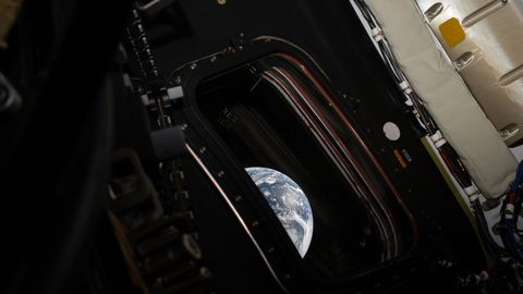 Artemis II teel Kuule: astronaudid jõudsid määratud punkti