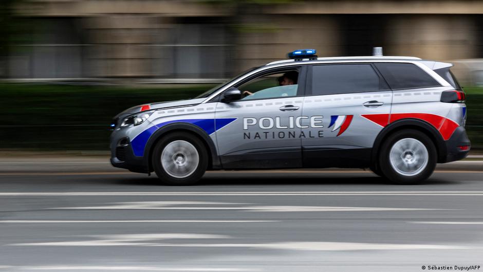 Prantsusmaal Caenis rammis autojuht bussipeatuses rahvahulka
