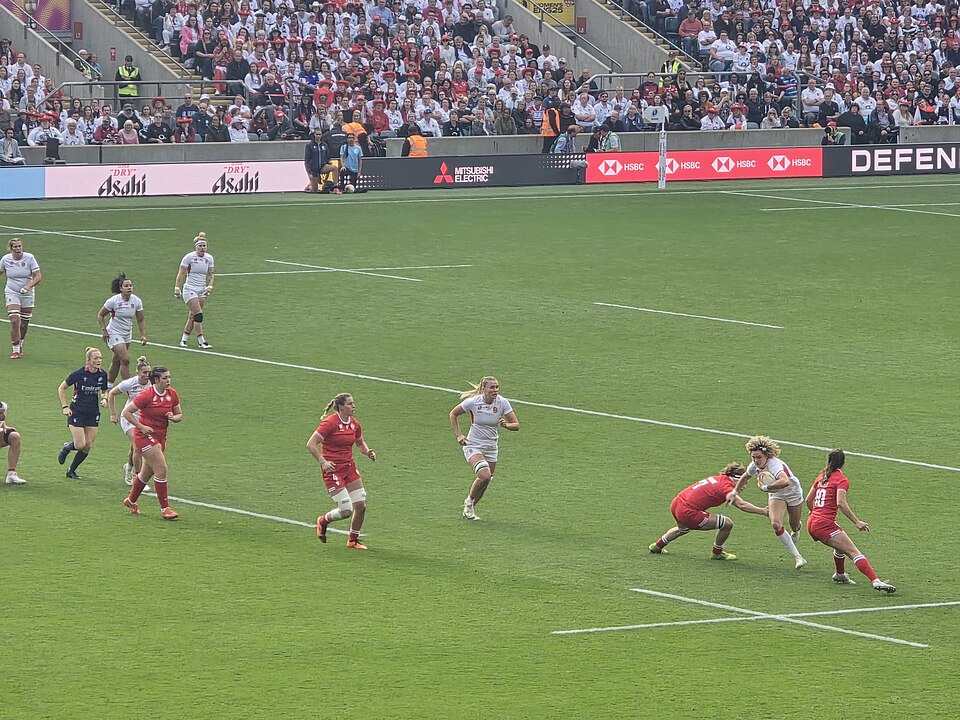 England Rugby Star Opens Up About Body Dysmorphia Battle