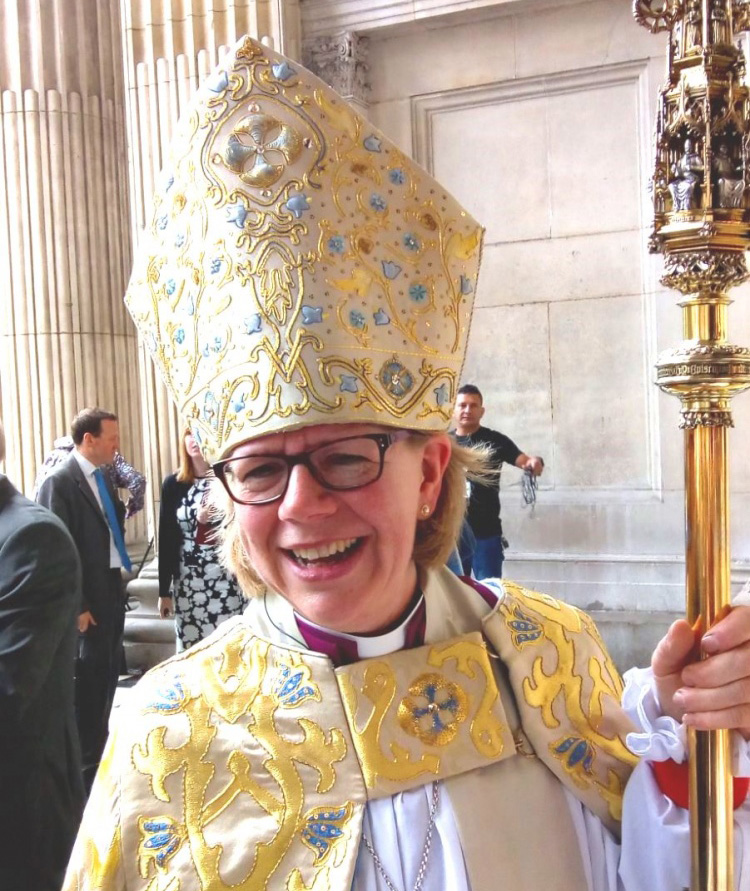 Church of England Leader Meets Pope at Vatican