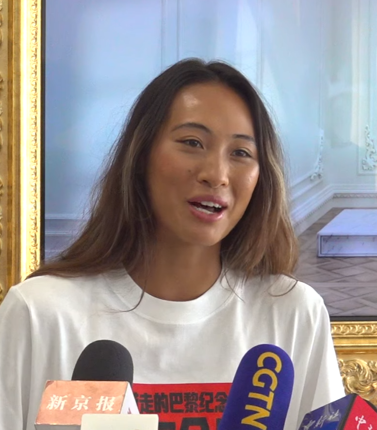 Zheng Qinwen tegi New Yorgis võimsa tagasituleku 0:5 kaotusseisust