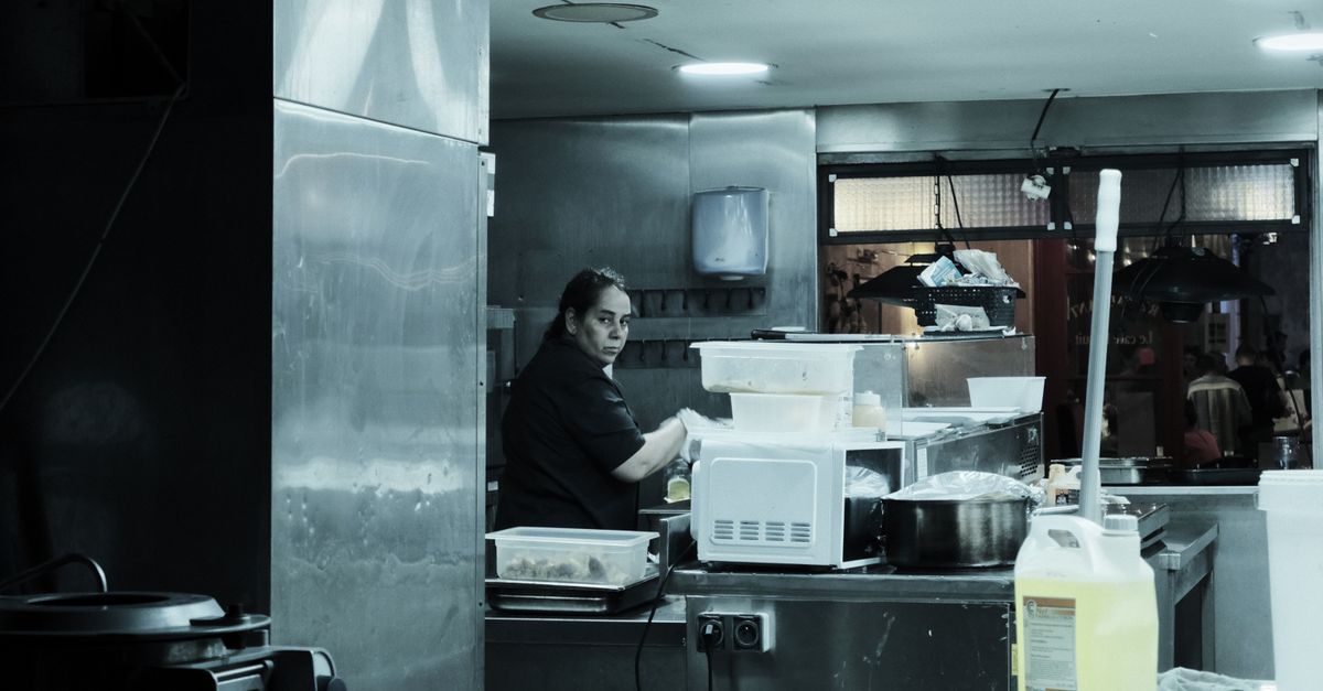Restaurant Owner Refuses Allergy Customers Over Food Safety Concerns