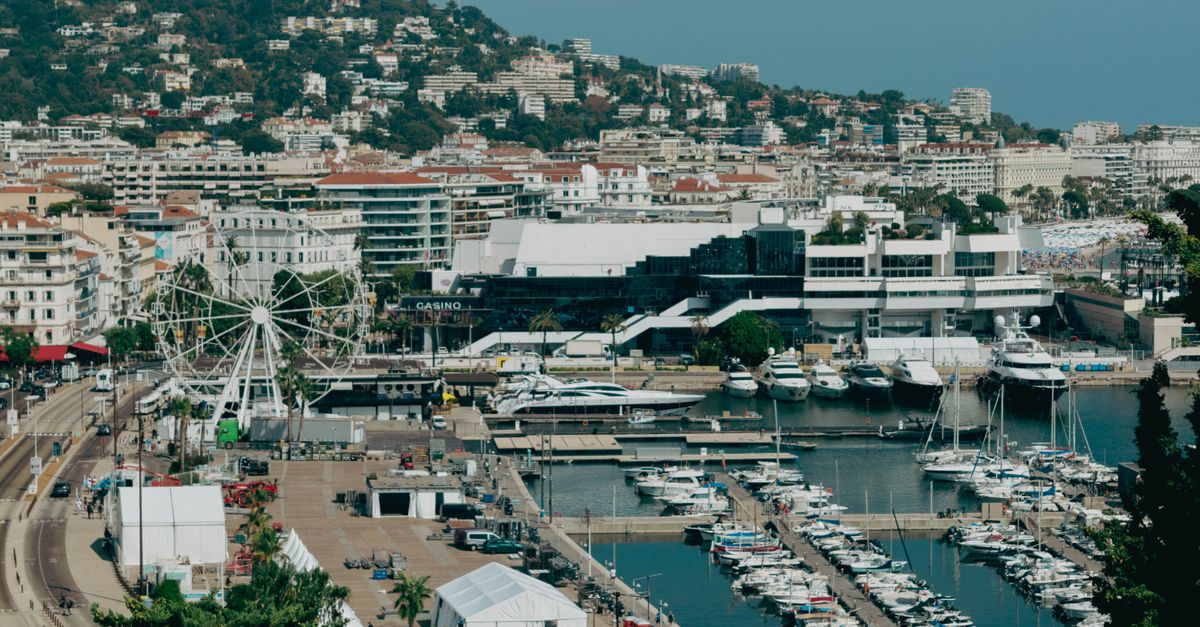 Cannes'i filmifestival: "Tundmatu" pettis kriitiku ootusi