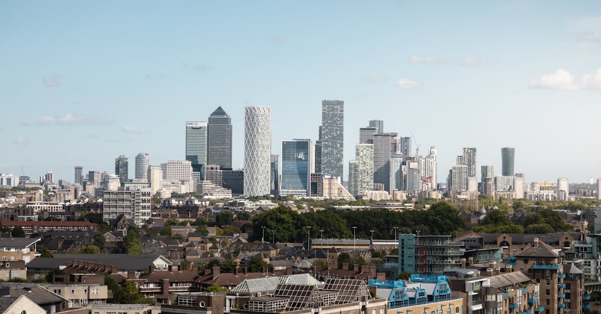 UK economy expands faster than forecasted in March