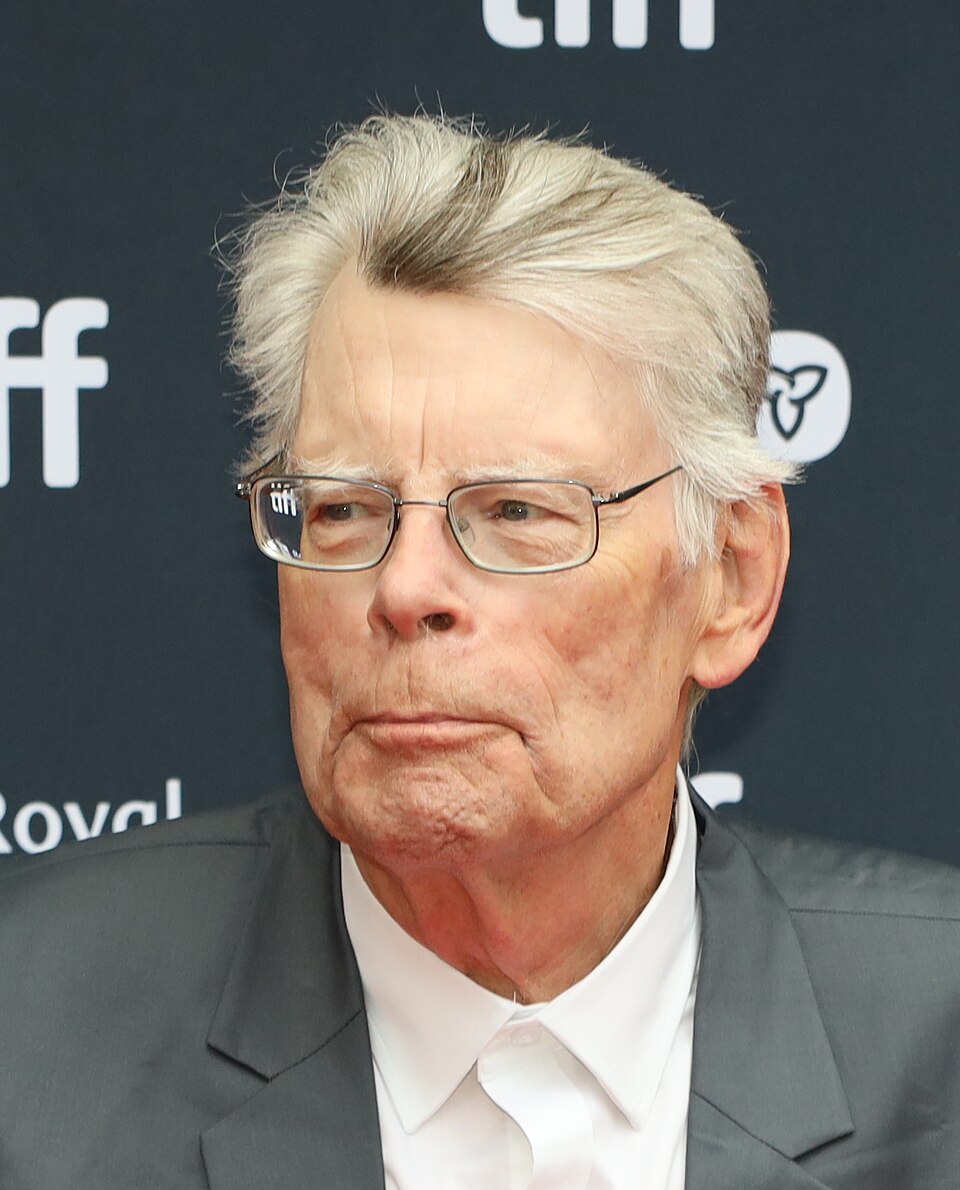 Stephen King: Trumpi UFO-failid on tähelepanu kõrvalejuhtimine