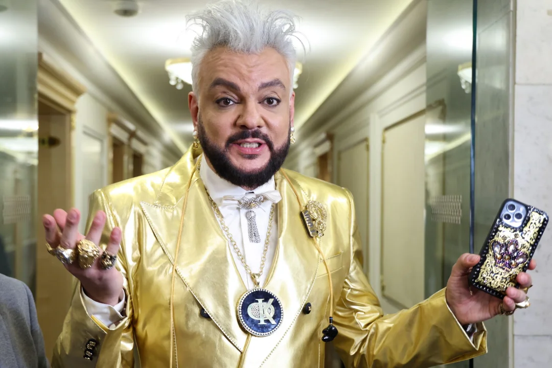 Filipp Kirkorov's new appearance draws comparisons to Michael Jackson