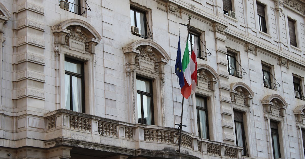Италия продолжает принимать визовые заявки от россиян через посредников