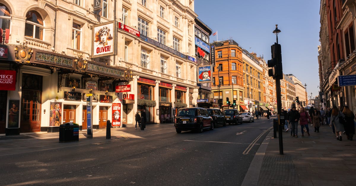 Londoni teatripiletid maksavad poole vähem kui New Yorgis