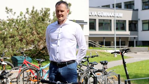 Elva gümnaasiumis vahetus juhtimine, koolipere jääb segadusse
