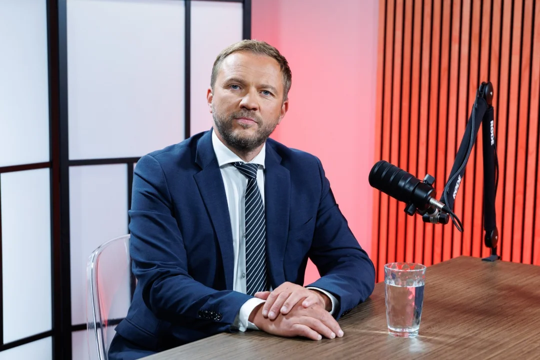 Välisminister Tsahkna: Eesti ei loovuta USA-le maavarade kaevandamisõigusi