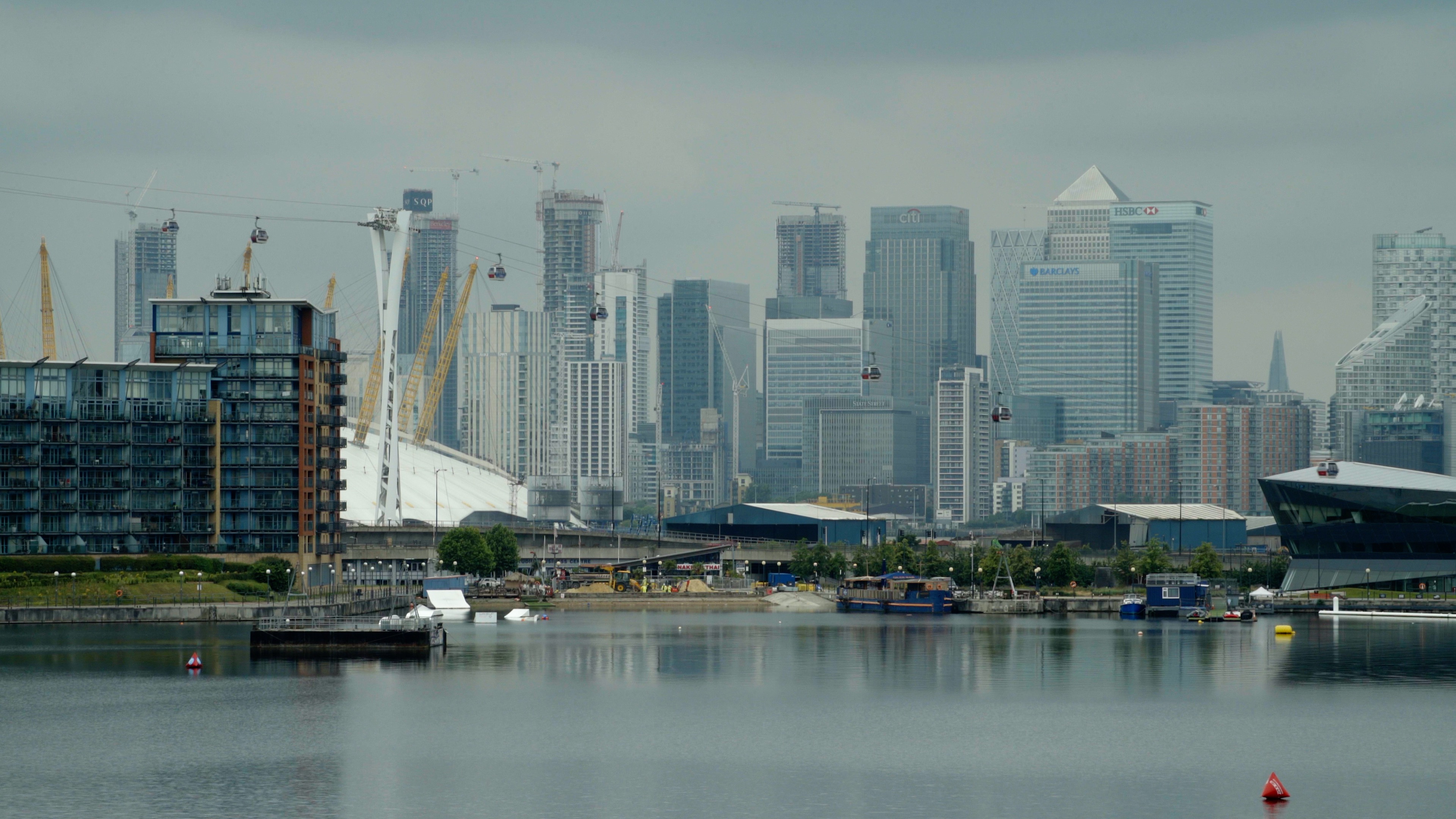 Konservatiivid püüdlevad Londoni finantseliidi toetuse taastamise poole