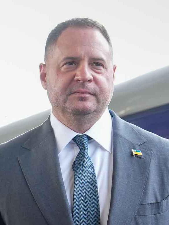 Ukraina presidendikantselei juht maksis korruptsioonijuurdluses 3 miljoni dollari kautsjoni