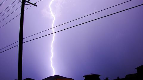 Elektrihinnad hüppasid esmaspäeval dramaatiliselt kõrgele