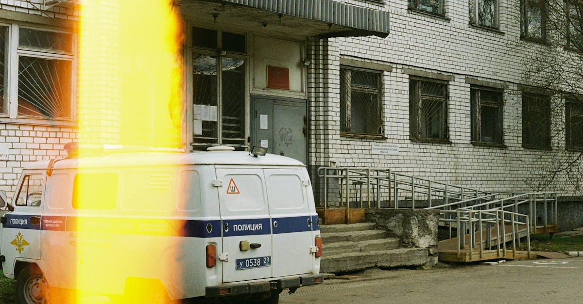 Perre tabas šokk: pomm politseijaamale lähitalgust
