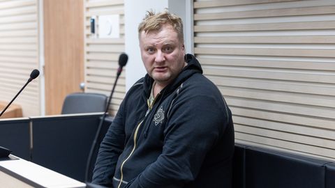 Prokurör viis riigireetmise kahtlusega Bessedini kohtule