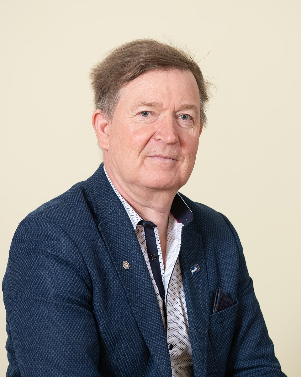 Erakond Parempoolsed lükkas Urmas Espenbergi liitumisavalduse tagasi