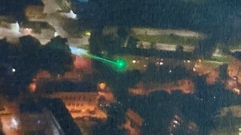 Tallinna kohal: mees pimestas laseriga politseikopteri