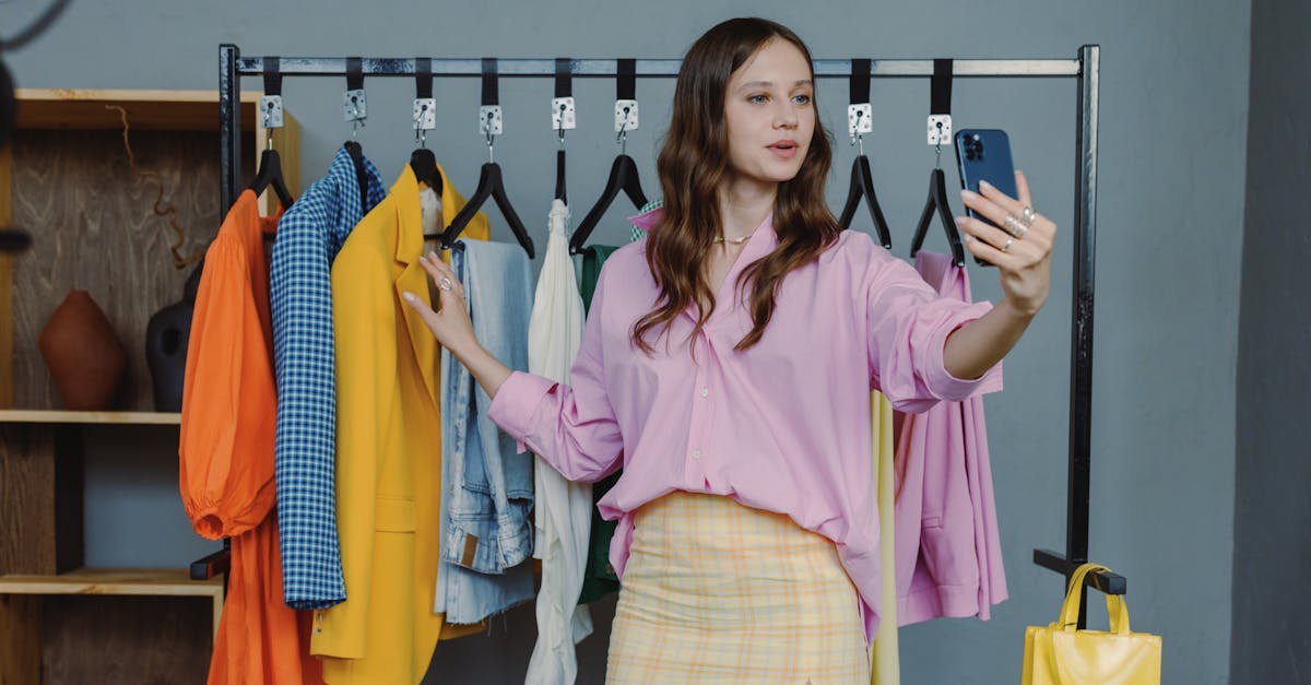 Google Uses AI to Recreate Iconic Closet from 'Clueless'