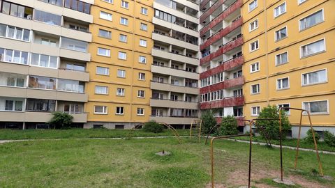 Tartus Annelinnas jäi jälle laps lifti kinni